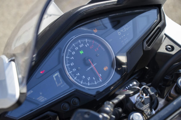 V4は最高 女性オーナーがvfr800fを詳しくインプレッション 重い Rc79 レビュー インプレ ブログ 納車 女性ライダー Honda Hyper Vtec ディアガレージ V4は最高 女性オーナーがvfr800fを詳しくインプレッション 重い Rc79 レビュー インプレ ブログ 納車 女性ライダー Honda Hyper Vtec ディアガレージ